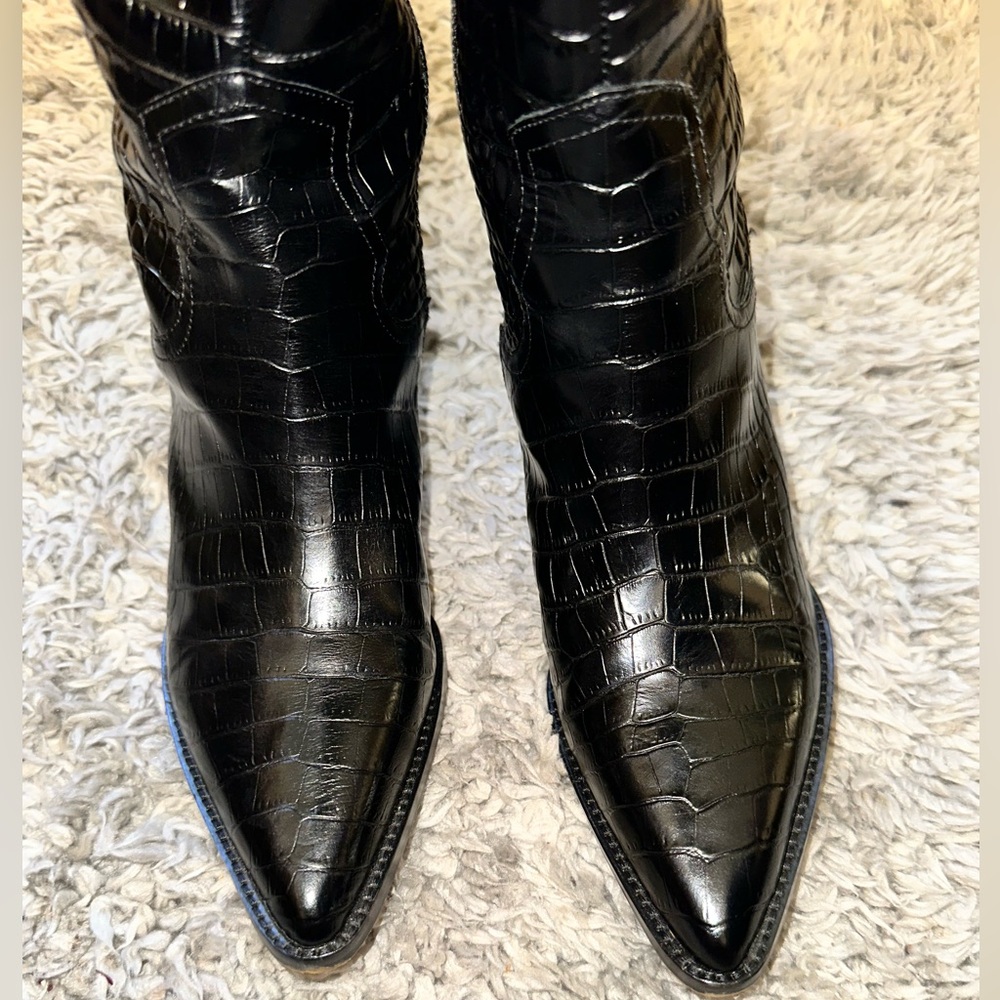 Gianni Bini Crocodile Leather Boots - Size 7.5